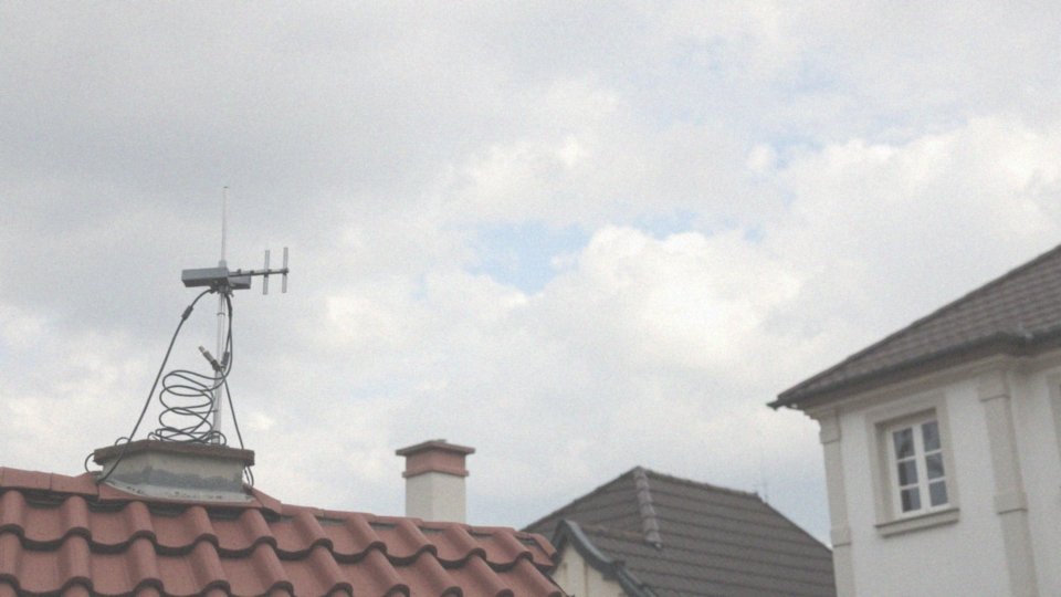 Jak zainstalować antenę do odbioru telewizji naziemnej?